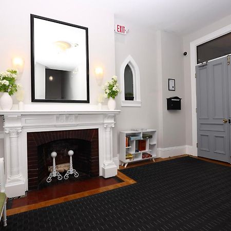 Cozy Studio On Newbury Street, #1 Boston Exterior foto
