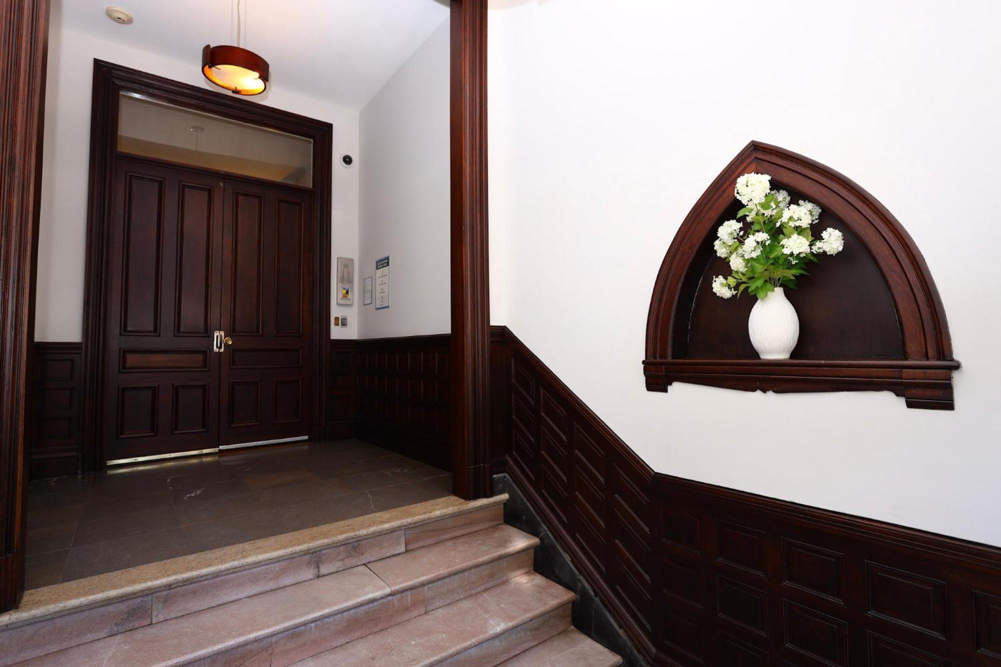 Cozy Studio On Newbury Street, #1 Boston Exterior foto