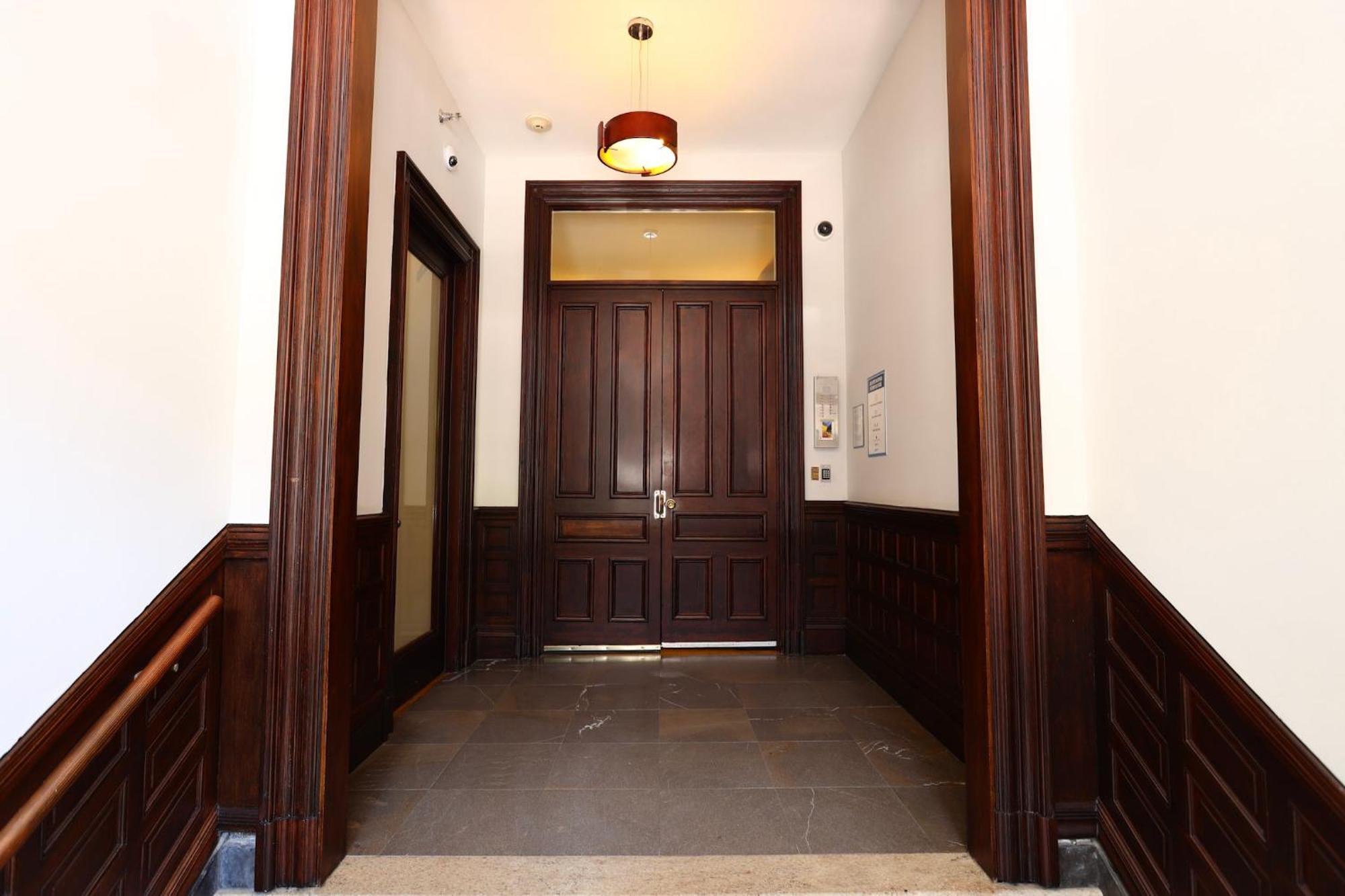 Cozy Studio On Newbury Street, #1 Boston Exterior foto
